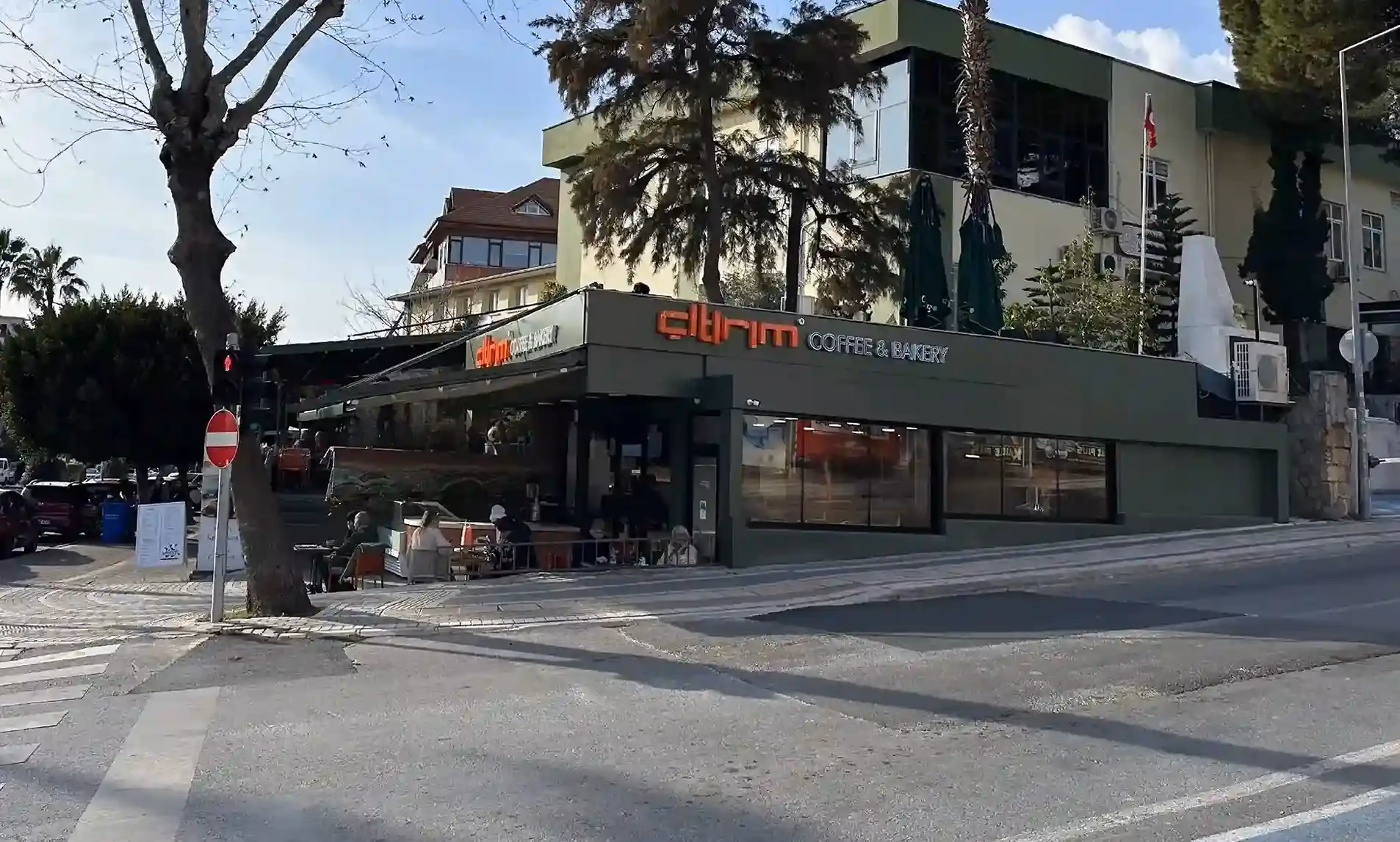 Just a regular coffee & bakery with a nice interior and good desserts. Some complained about the