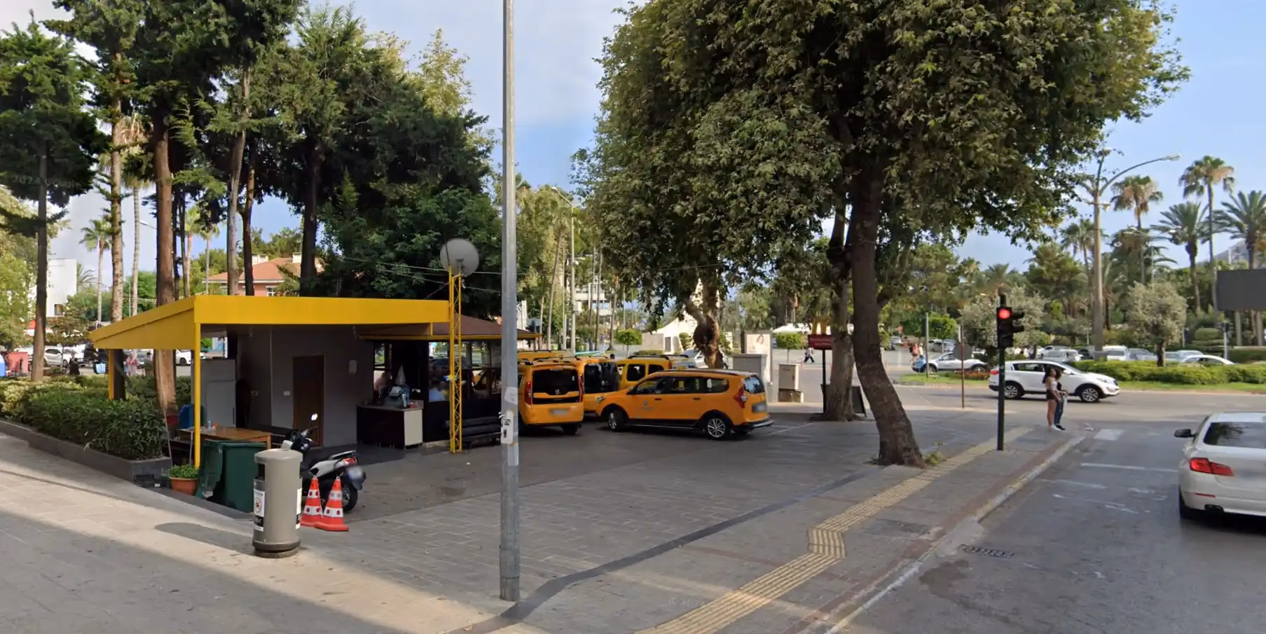 In my opinion, taxis are quite expensive, and the meter is often not turned on. However, in