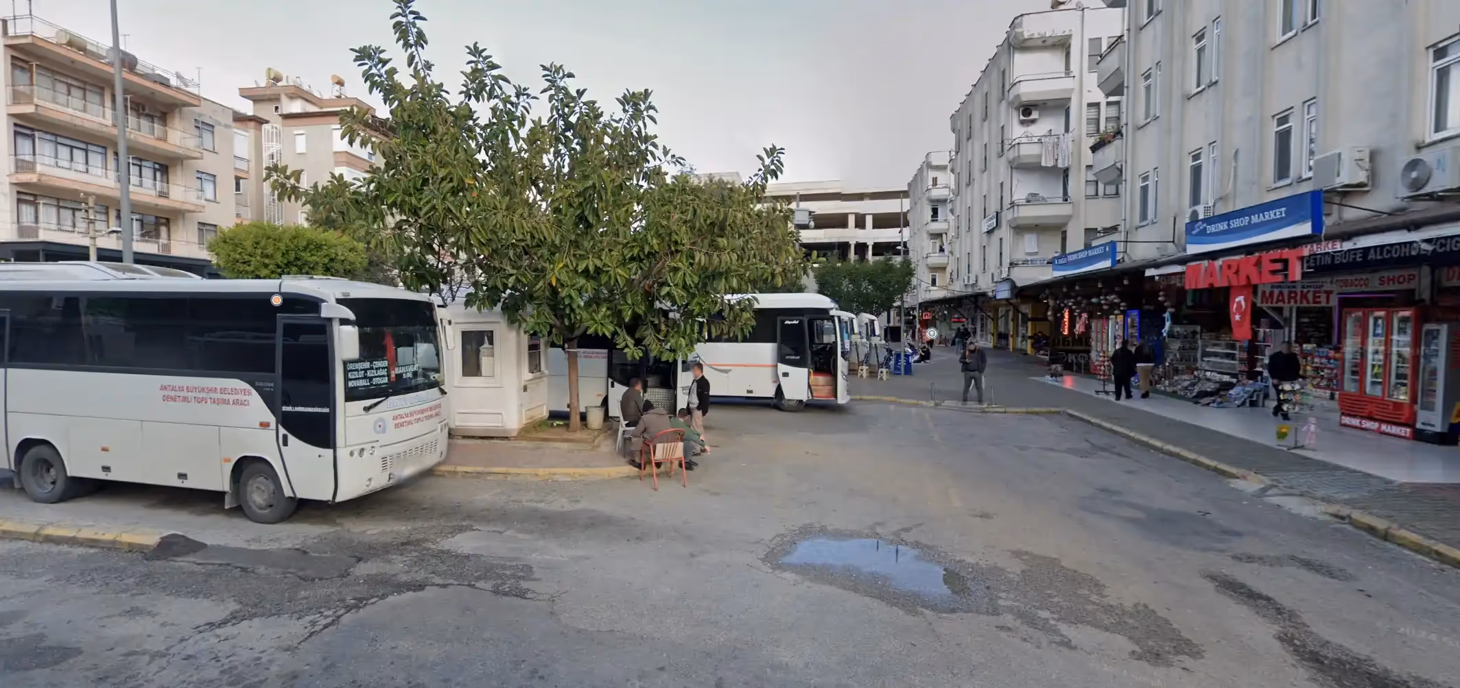 Bus stop at Alanya, Dim Cay route